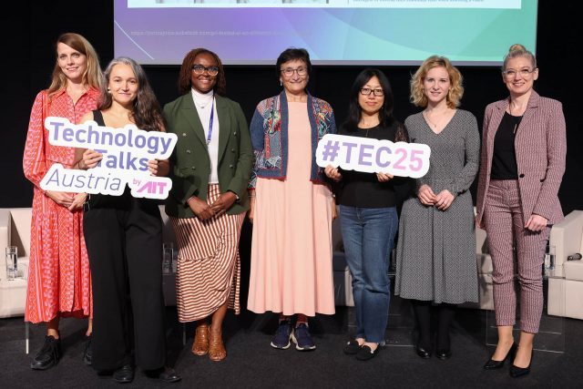 The following people can be seen in this picture from left to right: Irina Nalis, Elka Xharo, Teki Akuetteh, Virginia Dignum, Yufang Hou, BM Eva-Maria Holzleitner, Christine Bauer. It is a panel discussion at TechTalk 2025.