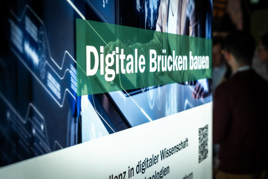 Digitale Brücken bauen - EXDIGIT auf der SALZ 2026